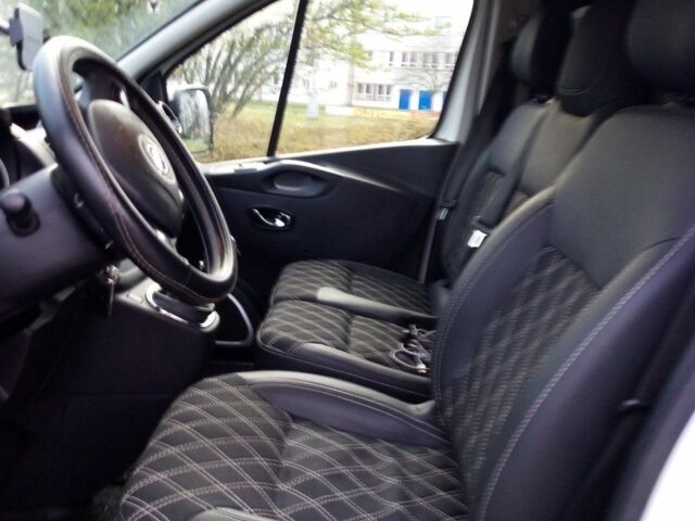 Білий Опель Віваро, об'ємом двигуна 1.6 л та пробігом 282 тис. км за 370 $, фото 2 на Automoto.ua