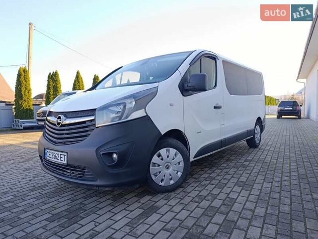Белый Опель Виваро, объемом двигателя 1.6 л и пробегом 430 тыс. км за 11800 $, фото 5 на Automoto.ua