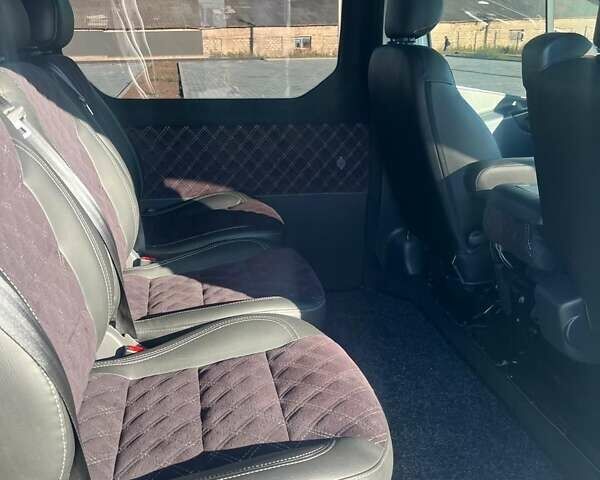 Білий Опель Віваро, об'ємом двигуна 1.6 л та пробігом 175 тис. км за 16400 $, фото 5 на Automoto.ua