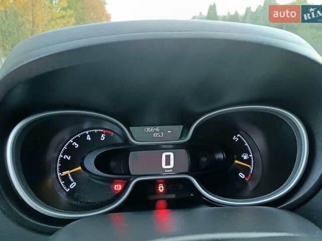 Белый Опель Виваро, объемом двигателя 1.6 л и пробегом 136 тыс. км за 12500 $, фото 22 на Automoto.ua