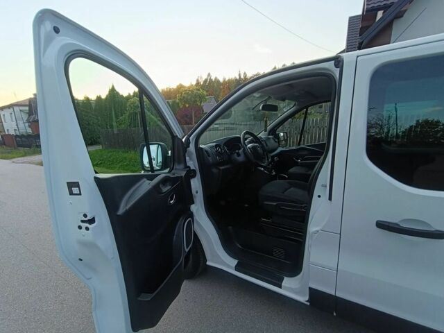 Білий Опель Віваро, об'ємом двигуна 1.6 л та пробігом 136 тис. км за 9700 $, фото 7 на Automoto.ua