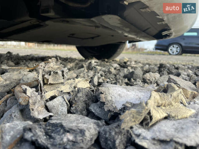 Белый Опель Виваро, объемом двигателя 1.6 л и пробегом 266 тыс. км за 12999 $, фото 18 на Automoto.ua