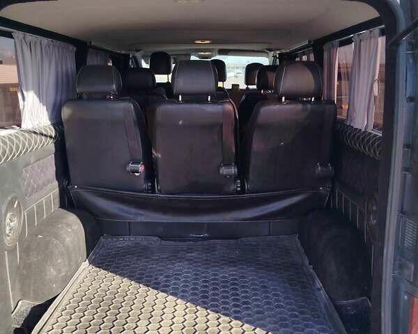 Белый Опель Виваро, объемом двигателя 1.6 л и пробегом 240 тыс. км за 14500 $, фото 2 на Automoto.ua