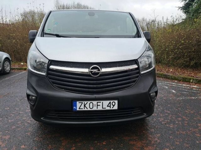 Білий Опель Віваро, об'ємом двигуна 1.6 л та пробігом 165 тис. км за 10900 $, фото 4 на Automoto.ua