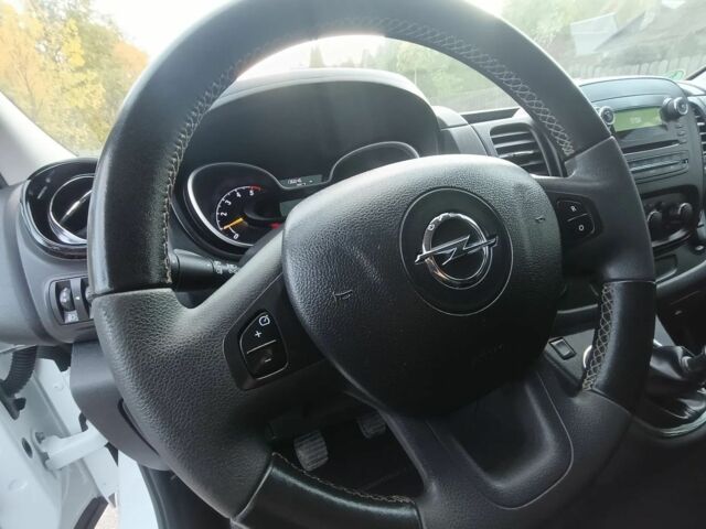 Білий Опель Віваро, об'ємом двигуна 1.6 л та пробігом 136 тис. км за 9700 $, фото 20 на Automoto.ua