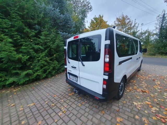 Белый Опель Виваро, объемом двигателя 1.6 л и пробегом 167 тыс. км за 11500 $, фото 5 на Automoto.ua