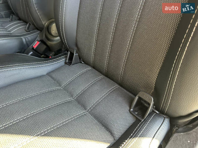 Белый Опель Виваро, объемом двигателя 1.6 л и пробегом 272 тыс. км за 12999 $, фото 23 на Automoto.ua