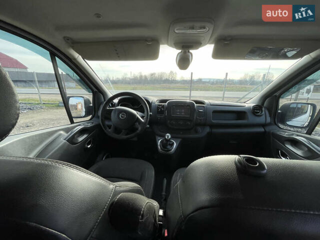 Белый Опель Виваро, объемом двигателя 1.6 л и пробегом 266 тыс. км за 12999 $, фото 35 на Automoto.ua