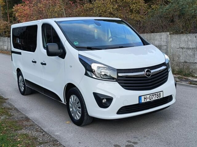 Білий Опель Віваро, об'ємом двигуна 1.6 л та пробігом 136 тис. км за 9700 $, фото 1 на Automoto.ua