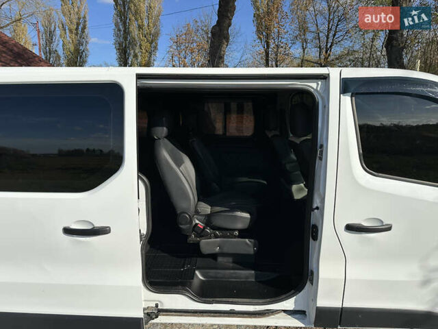 Белый Опель Виваро, объемом двигателя 1.6 л и пробегом 272 тыс. км за 12999 $, фото 16 на Automoto.ua