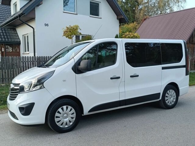 Білий Опель Віваро, об'ємом двигуна 1.6 л та пробігом 136 тис. км за 9700 $, фото 3 на Automoto.ua