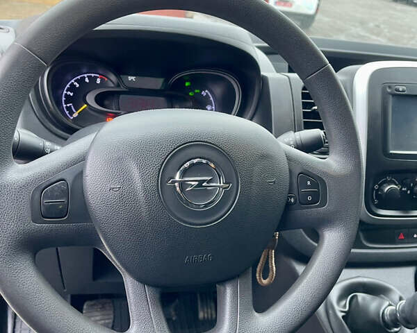 Білий Опель Віваро, об'ємом двигуна 1.6 л та пробігом 182 тис. км за 16499 $, фото 20 на Automoto.ua