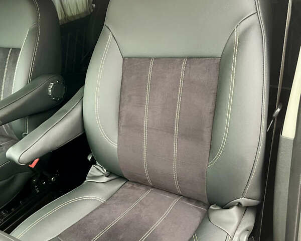 Білий Опель Віваро, об'ємом двигуна 1.6 л та пробігом 182 тис. км за 16499 $, фото 19 на Automoto.ua