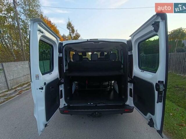 Белый Опель Виваро, объемом двигателя 1.6 л и пробегом 136 тыс. км за 12500 $, фото 5 на Automoto.ua