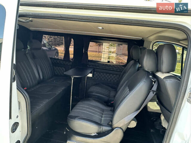 Белый Опель Виваро, объемом двигателя 1.6 л и пробегом 272 тыс. км за 12999 $, фото 37 на Automoto.ua