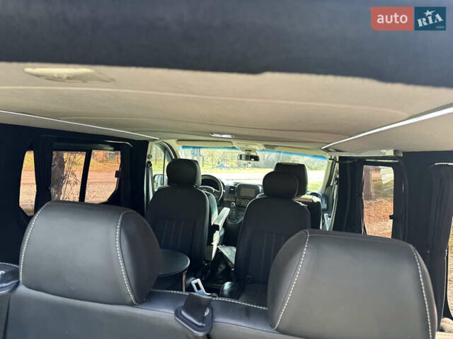 Белый Опель Виваро, объемом двигателя 1.6 л и пробегом 272 тыс. км за 12999 $, фото 28 на Automoto.ua