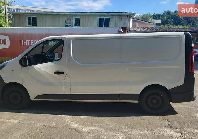 Белый Опель Виваро, объемом двигателя 1.6 л и пробегом 275 тыс. км за 11500 $, фото 8 на Automoto.ua