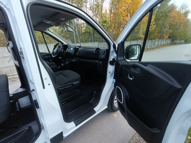 Білий Опель Віваро, об'ємом двигуна 1.6 л та пробігом 136 тис. км за 9700 $, фото 12 на Automoto.ua