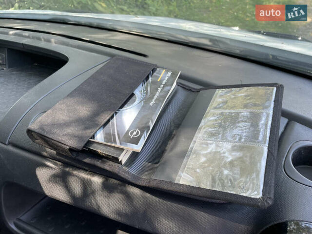 Белый Опель Виваро, объемом двигателя 1.6 л и пробегом 264 тыс. км за 14400 $, фото 20 на Automoto.ua