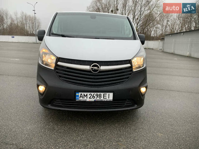 Білий Опель Віваро, об'ємом двигуна 1.6 л та пробігом 183 тис. км за 14900 $, фото 1 на Automoto.ua