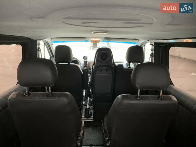 Білий Опель Віваро, об'ємом двигуна 1.6 л та пробігом 183 тис. км за 14900 $, фото 16 на Automoto.ua