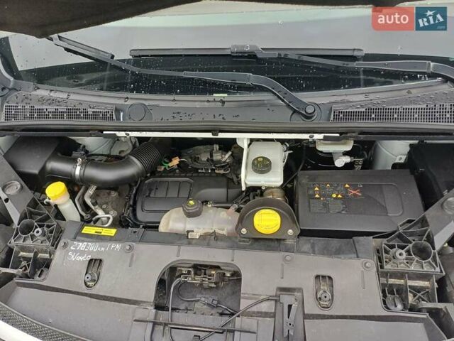 Білий Опель Віваро, об'ємом двигуна 1.6 л та пробігом 293 тис. км за 15300 $, фото 8 на Automoto.ua