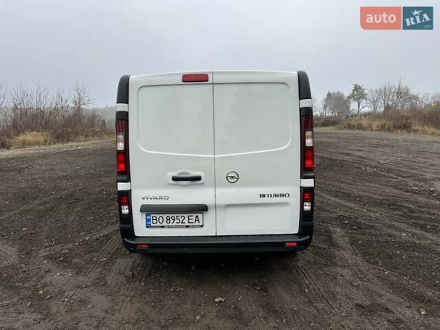 Білий Опель Віваро, об'ємом двигуна 1.6 л та пробігом 211 тис. км за 15800 $, фото 7 на Automoto.ua