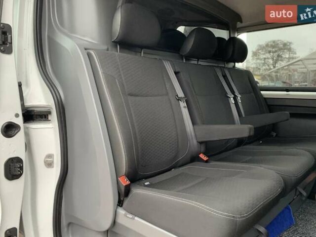 Белый Опель Виваро, объемом двигателя 1.6 л и пробегом 189 тыс. км за 17950 $, фото 31 на Automoto.ua