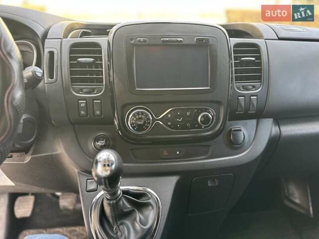 Белый Опель Виваро, объемом двигателя 1.6 л и пробегом 195 тыс. км за 18200 $, фото 18 на Automoto.ua