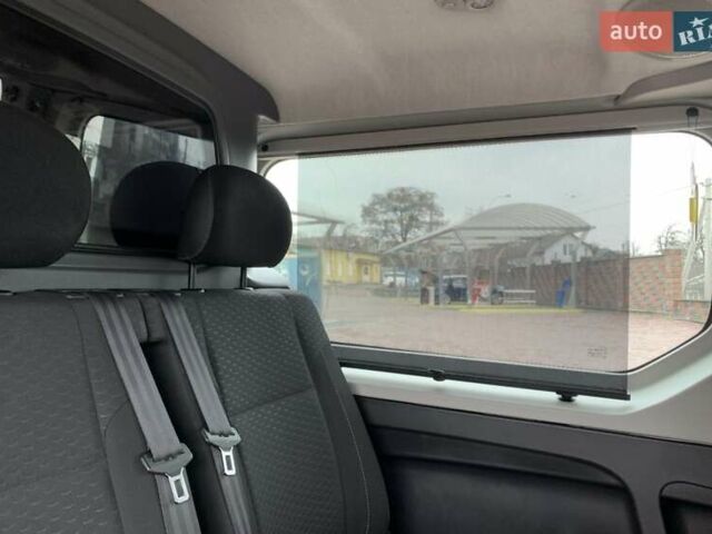 Белый Опель Виваро, объемом двигателя 1.6 л и пробегом 189 тыс. км за 17950 $, фото 35 на Automoto.ua