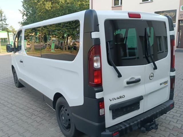 Білий Опель Віваро, об'ємом двигуна 1.6 л та пробігом 247 тис. км за 12850 $, фото 2 на Automoto.ua