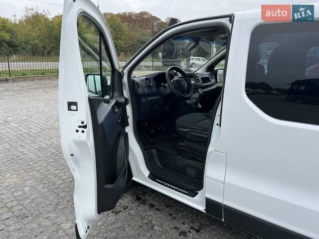 Білий Опель Віваро, об'ємом двигуна 1.6 л та пробігом 209 тис. км за 17500 $, фото 8 на Automoto.ua