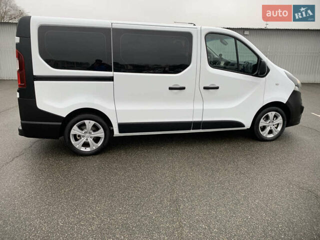 Білий Опель Віваро, об'ємом двигуна 1.6 л та пробігом 183 тис. км за 14900 $, фото 4 на Automoto.ua
