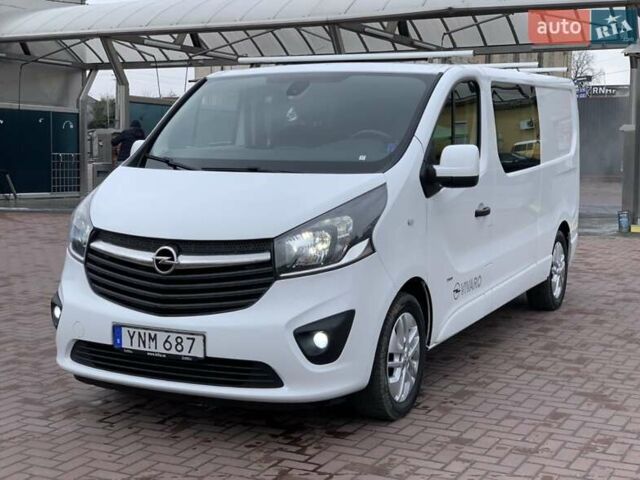 Белый Опель Виваро, объемом двигателя 1.6 л и пробегом 189 тыс. км за 17950 $, фото 13 на Automoto.ua