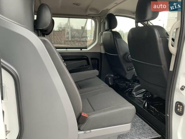 Белый Опель Виваро, объемом двигателя 1.6 л и пробегом 189 тыс. км за 17950 $, фото 33 на Automoto.ua