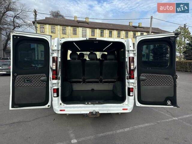 Белый Опель Виваро, объемом двигателя 1.6 л и пробегом 195 тыс. км за 18200 $, фото 10 на Automoto.ua