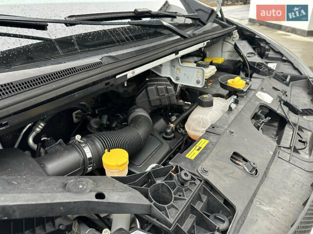 Белый Опель Виваро, объемом двигателя 1.6 л и пробегом 233 тыс. км за 14700 $, фото 96 на Automoto.ua