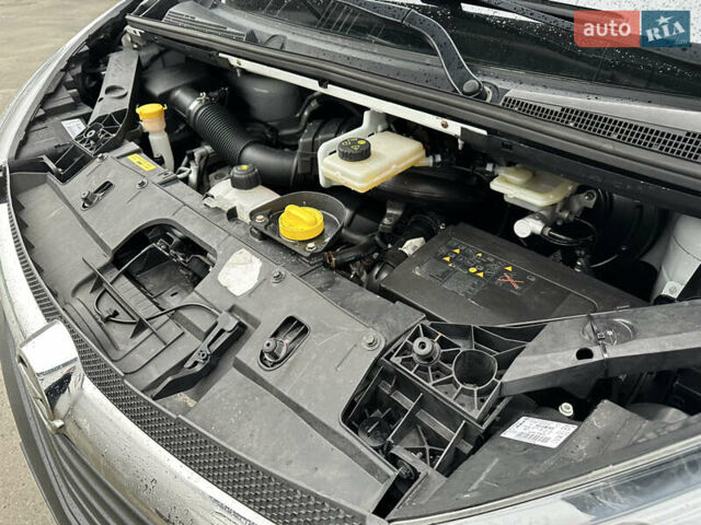 Белый Опель Виваро, объемом двигателя 1.6 л и пробегом 233 тыс. км за 14700 $, фото 95 на Automoto.ua