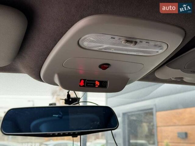 Белый Опель Виваро, объемом двигателя 1.6 л и пробегом 179 тыс. км за 15300 $, фото 38 на Automoto.ua