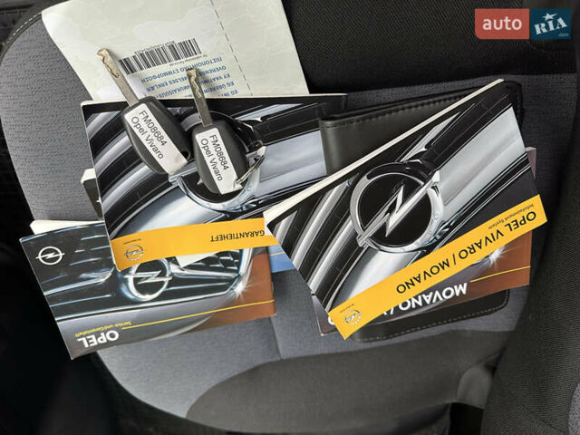 Белый Опель Виваро, объемом двигателя 1.6 л и пробегом 233 тыс. км за 14700 $, фото 73 на Automoto.ua