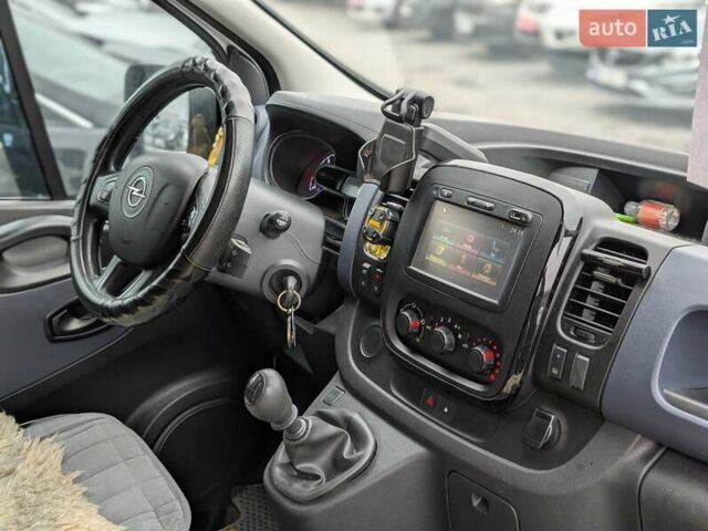 Білий Опель Віваро, об'ємом двигуна 1.6 л та пробігом 205 тис. км за 16550 $, фото 37 на Automoto.ua