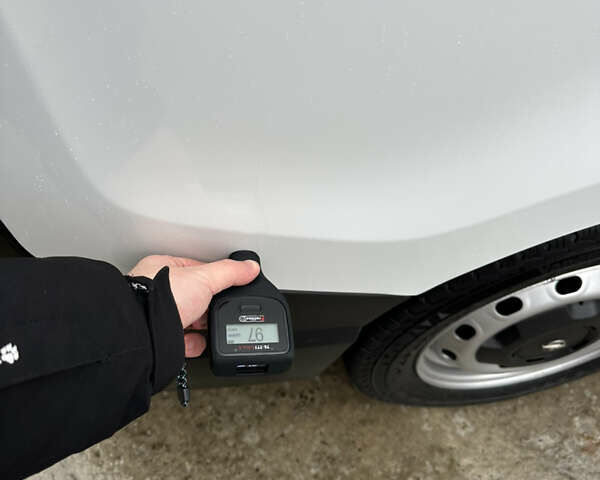 Белый Опель Виваро, объемом двигателя 1.6 л и пробегом 233 тыс. км за 14700 $, фото 106 на Automoto.ua