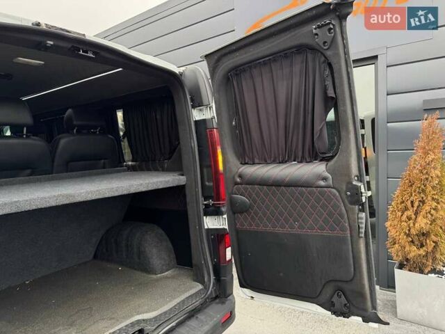 Белый Опель Виваро, объемом двигателя 1.6 л и пробегом 179 тыс. км за 15300 $, фото 48 на Automoto.ua