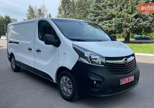 Белый Опель Виваро, объемом двигателя 1.6 л и пробегом 128 тыс. км за 14700 $, фото 11 на Automoto.ua