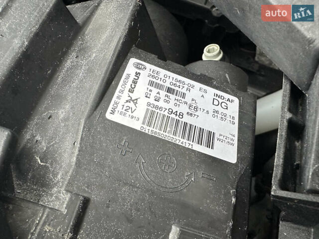 Белый Опель Виваро, объемом двигателя 1.6 л и пробегом 233 тыс. км за 14700 $, фото 90 на Automoto.ua