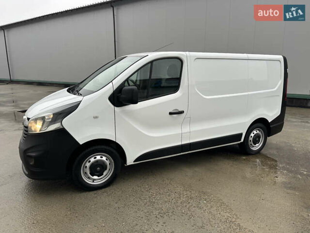 Белый Опель Виваро, объемом двигателя 1.6 л и пробегом 233 тыс. км за 14700 $, фото 6 на Automoto.ua