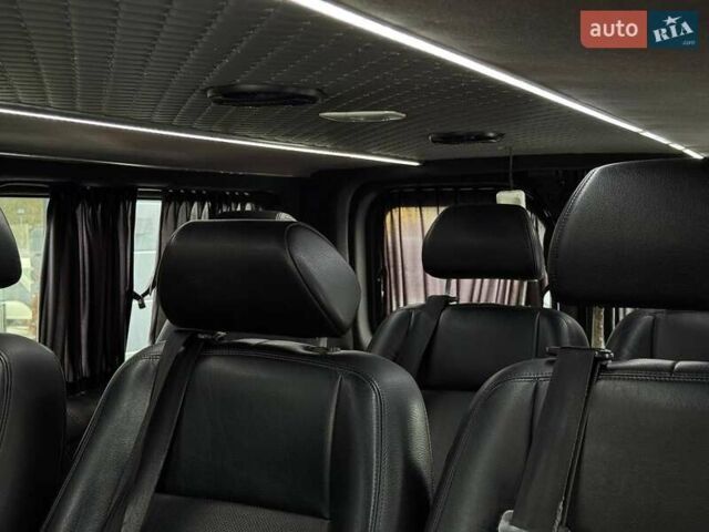 Белый Опель Виваро, объемом двигателя 1.6 л и пробегом 179 тыс. км за 15300 $, фото 39 на Automoto.ua