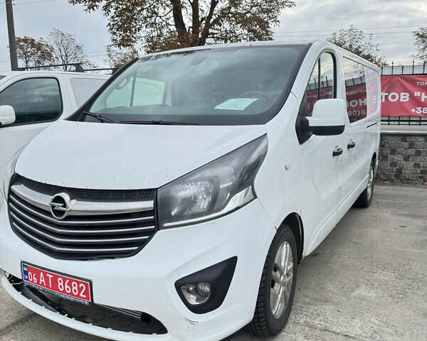 Білий Опель Віваро, об'ємом двигуна 1.6 л та пробігом 346 тис. км за 10750 $, фото 3 на Automoto.ua