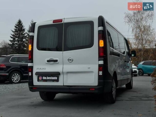 Белый Опель Виваро, объемом двигателя 1.6 л и пробегом 179 тыс. км за 15300 $, фото 5 на Automoto.ua