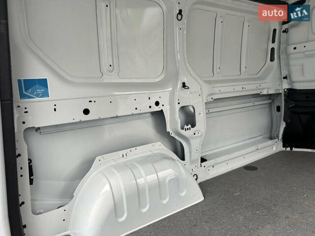 Белый Опель Виваро, объемом двигателя 1.6 л и пробегом 233 тыс. км за 14700 $, фото 61 на Automoto.ua